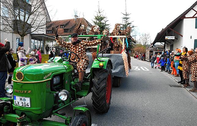 Die Bitzehofer Eulen haben ihren eigenen Wald mitgebracht.