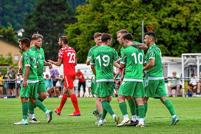 Bild 16: SV Herten besiegt den FC Schlüchttal mit 5:1 – und wir haben Bilder!