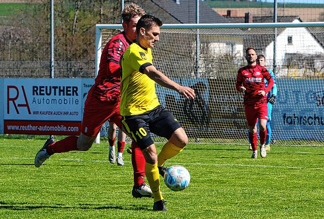 Bild 16: SV Denkingen besiegt FV Walbertsweiler-Rengetsweiler 3:1. Wir waren mit der Kamera dabei!