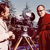 Hermann Schlenker und der Dalia-Lama treffen sich 1972 in Nordindien.