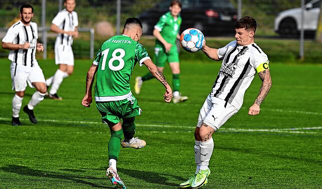 Bild 6: FC Wittlingen setzt sich mit 2:0 beim SV Herten durch &ndash; und wir haben Bilder!
