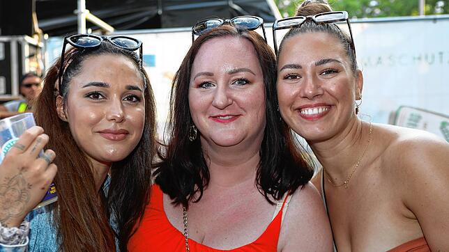 Bild 22: Die besten Bilder vom Bausa-Konzert beim Hohentwiel-Festival Teil 4