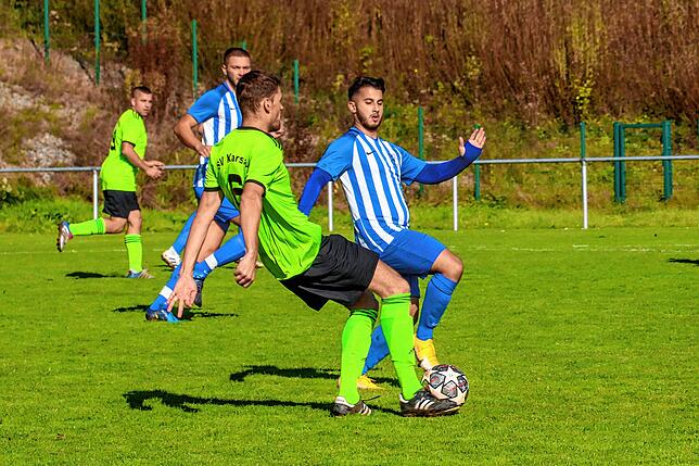 Bild 34: SV Karsau verteidigt die Tabellenspitze durch einen 4:2-Erfolg gegen Verfolger Spvgg. Wehr