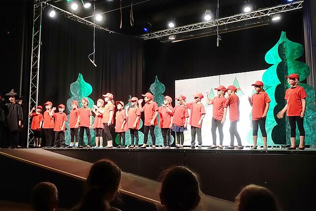 Bild 14: Der erste Tag des Sommerfestes des St. Josefhauses in Herten in Bildern