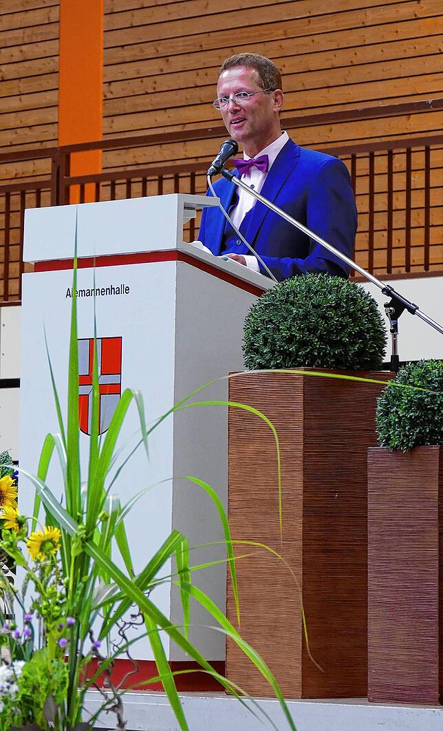 Jürgen Lebherz hob die „Außergewöhnlichkeit des Jahrgangs“ hervor, bei dem das besondere Konzept der Gemeinschaftschule ...