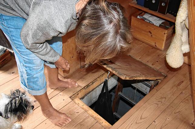 Keinen Kühlschrank, aber einen Keller hat Anne Donath. Im Stoffbeutel lagert, was Kühlung braucht.