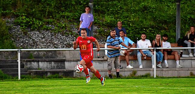 Bild 32: FC Wallbach setzt sich mit 2:0 beim SV Karsau durch &ndash; und wir haben Bilder!