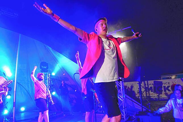 Bild 3: Das Brigachfest begeistert mit Musik und Geselligkeit