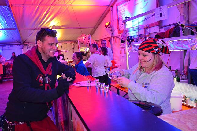 Bild 18: Das war die Partynacht der Narrentage mit der Froschenkapelle in Bildern