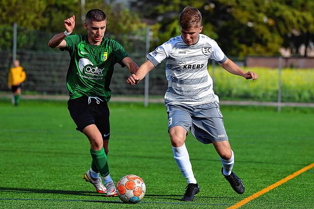 Bild 12: SV Herten besiegt den TuS Efringen-Kirchen mit 4:0 &ndash; und wir haben Bilder!