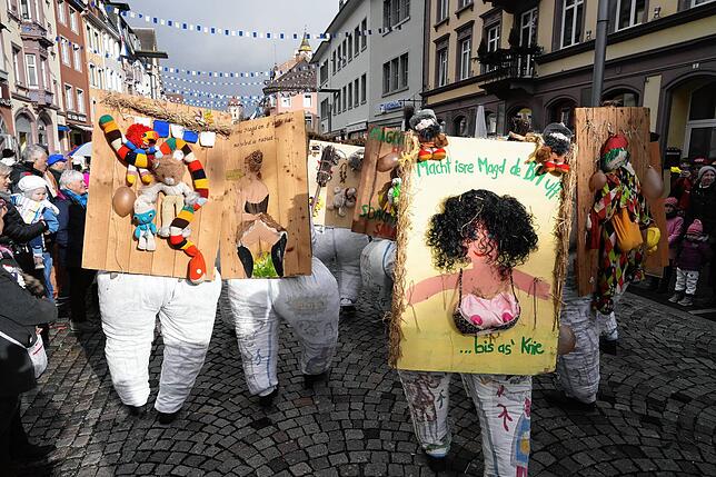 Bild 15: Montags-Umzug der Narrozunft, Teil 3