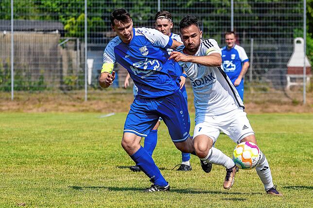 Bild 12: FC Hauingen besiegt den SV BW Murg im Hinspiel mit 3:2 &ndash; und wir haben Bilder!