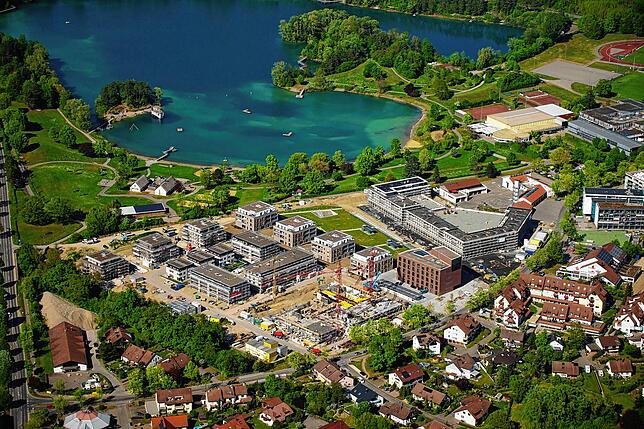 Am Rande des Teilortes Mimmenhausen, direkt am Schlossee, entsteht die „Neue Mitte“ der ländlichen Gemeinde mit dem ...