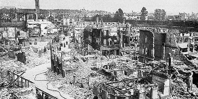 Die zerbombte Innenstadt von Friedrichshafen