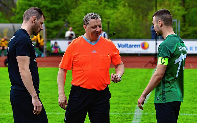 Bild 2: SV Herten setzt sich mit 4:2 bei der SG FC Wehr/Brennet durch &ndash; und wir haben Bilder!