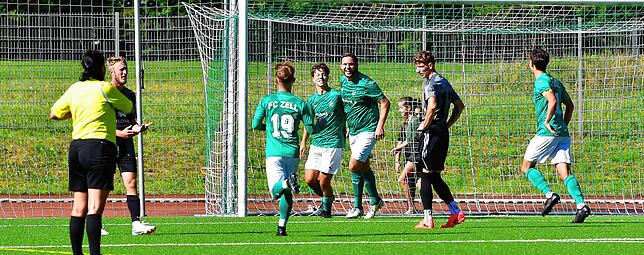 Bild 1: FC Zell besiegt den FC Hochrhein mit 3:0 – und wir haben Bilder!