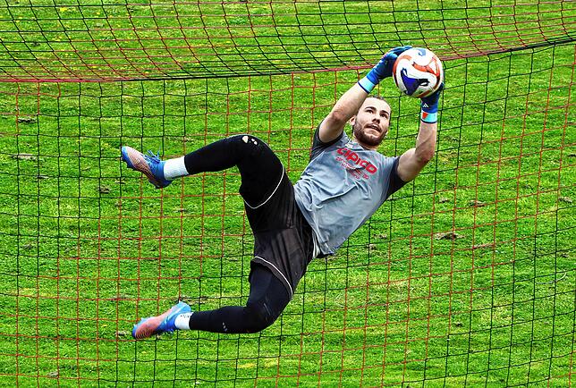 Bild 4: Die besten Bilder vom Kellerderby zwischen dem SV Deggenhausertal und Türk. SV Konstanz