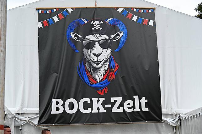 Bild 10: Bilder von der Bockverlosung
