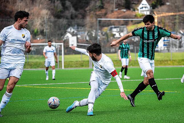 Bild 28: 1:1 im Hochrhein-Derby zwischen dem FC Zell und dem SV 08 Laufenburg &ndash; und wir haben Bilder!