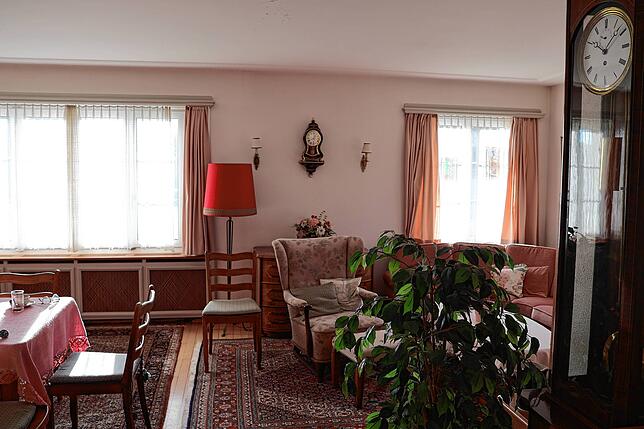 Das Wohnzimmer der Familie Oberli.