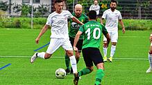 Doppelt: Gleich zwei Mal traf David Duvnjak (links) für den VfB Waldshut beim 5:2-Erfolg im Viertelfinale des Bezirkspokals gegen den FC ...