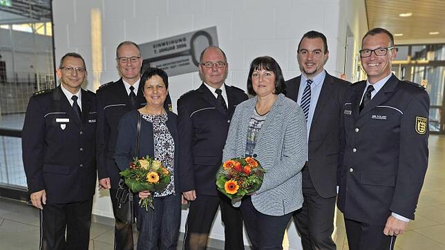 Stabwechsel im Polizeiposten Blumberg, von links Peter Westhoff, der neue Postenführer Thomas Weißhaar mit Gattin Gabriele Weißhaar, ...