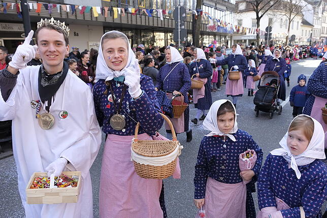 Bild 25: Bilder vom großen Fasnet Samschdig-Umzug der Poppele-Zunft (1)