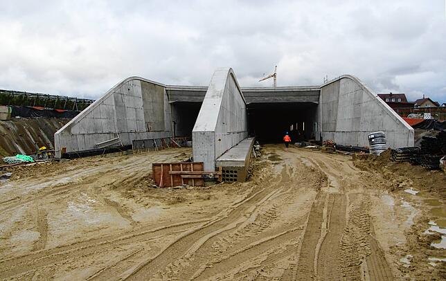 Bild 5: Kommen Sie mit auf die B31-neu-Baustelle und lernen Sie in Videos und Bildern die Menschen kennen, die für uns die Bundesstraße bauen