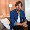 Der Sänger Max Giesinger am Rande eines Interviews. Auf seinem Album &bdquo;Die Reise&ldquo; singt er offen über das, was in ihm vorgeht.