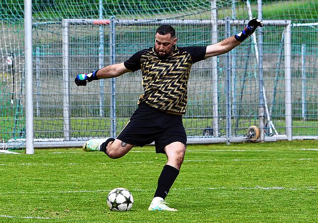 Bild 24: Der TSV Aach-Linz kantert Spfr Owingen-Billafingen 7:0 nieder. Wir waren mit der Kamera dabei.