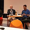 Von ihren persönlichen Erfahrungen mit Geflüchteten berichten (von links) Bernhard Grunewald, Klaus Danner und Marcel Da Rin dem ...