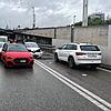 Viel Blech geht kaputt bei einem Unfall auf der A4 in Schaffhausen, in den vier Fahrzeuge verwickelt sind.