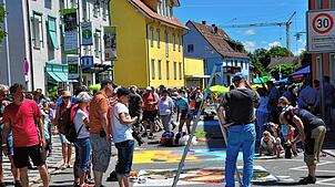 Die Kunstmeile wird beim Street-Art-Festival in Blumberg von tausenden Besuchern bevölkert. Am zweiten Juli-Wochenende wird das Ereignis ...