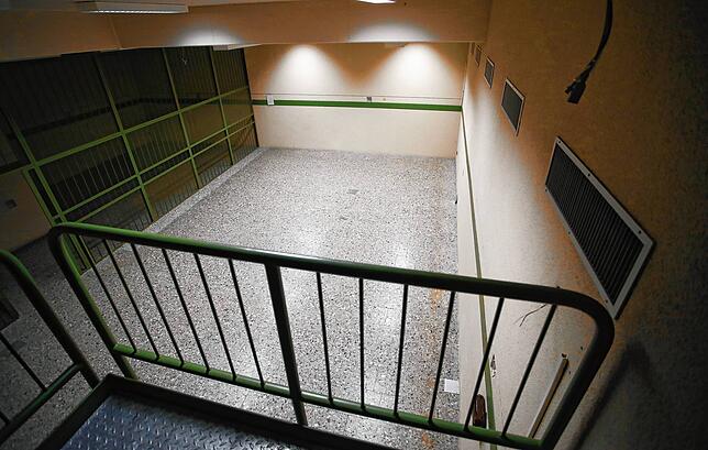 Bild 7: Langjähriger Leerstand: Hinter den Mauern der Landeszentralbank