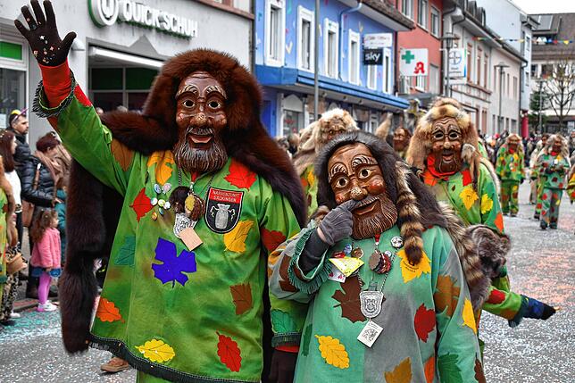 Bild 46: So bunt ziehen die Narren am Sonntag durch Wehr