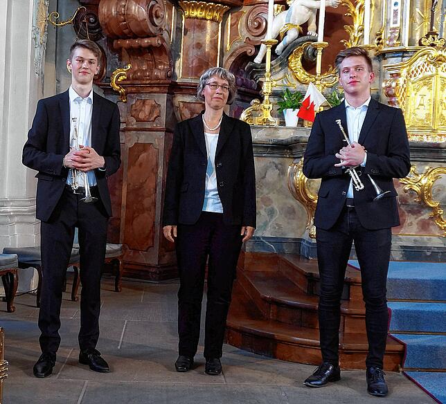 Großer Beifall für Johannes Jensen (v.l.), Anne Roosmann und Johannes Dörflinger.