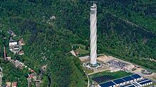 Bild : Neuer Rekord in Rottweil: Höchster Testturm Deutschlands knackt die 100.000 Besuchergrenze