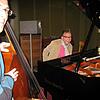 Für viele Pianisten ist es auch heute eine Ehre am Bösendorfer im MPS-Studio zu spielen. 2017 ließ sich Götz Alsmann bei einem Besuch in ...