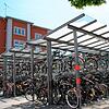 Das Fahrradparkhaus am Bahnhof soll schon bald ergänzt werden: Im östlichen Bereich sollen zwölf neue Doppelstockfahrradboxen ...
