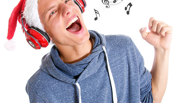 Was singt er? Egal. Hauptsache, mitgehen!