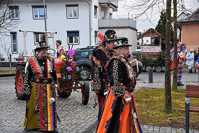 Bild 15: Fasnacht 2025 in Oberuhldingen: So spektakulär war der Rathaussturm – Alle Bilder hier!
