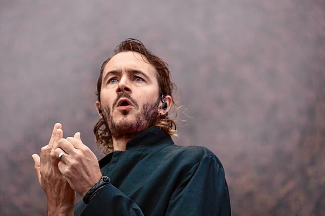 Bild 20: Southside 2024: Die besten Bilder vom Auftritt der Editors