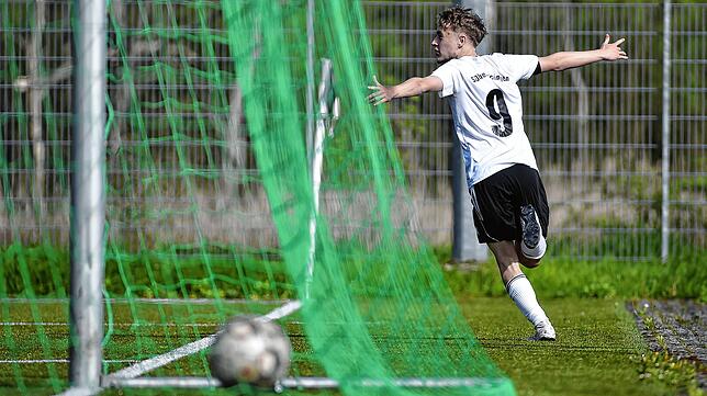 Liebstes Hobby: Noel Ciarmiello vom SV Obersäckingen hat mal wieder für seine Mannschaft getroffen. In der laufenden Saison gelangen dem ...