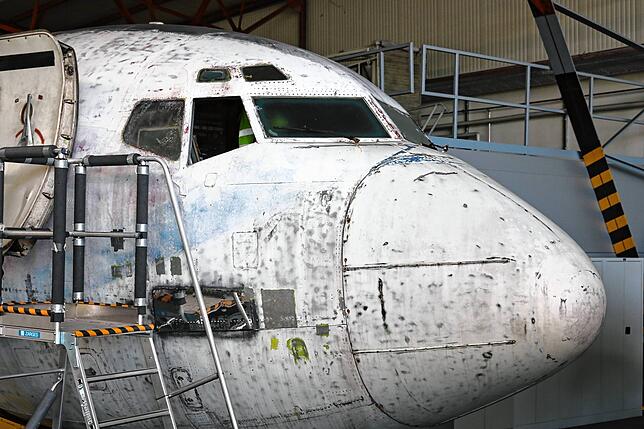 Der Rumpfbug der Landshut heute im Hangar in Friedrichshafen.