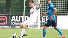 Tim Zölle zog sich beim Bitzer-Cup einen Nasenbeinbruch zu und muss die kommenden Spiele mit einer Maske bestreiten.
