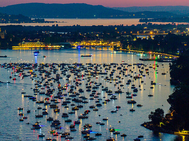 Bild 5: Wow! So atemberaubend schön ist das Feuerwerk 2025 beim Konstanzer Seenachtfest