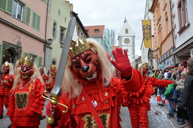 Bild 8: Jubiläums-Löwen, grantige Pudel und so viele schöne Mäschgerle: So wunderbar war die Fasnet in Überlingen