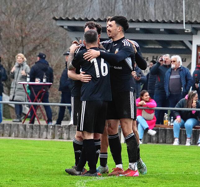 Bild 13: 4:0-Auswärtserfolg des SV Mühlhausen beim FV Walbertsweiler-Rengetsweiler: Das sind unsere Bilder!