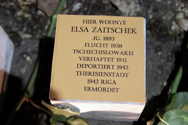 Symbolischer Stolperstein für Elsa Zaitschek