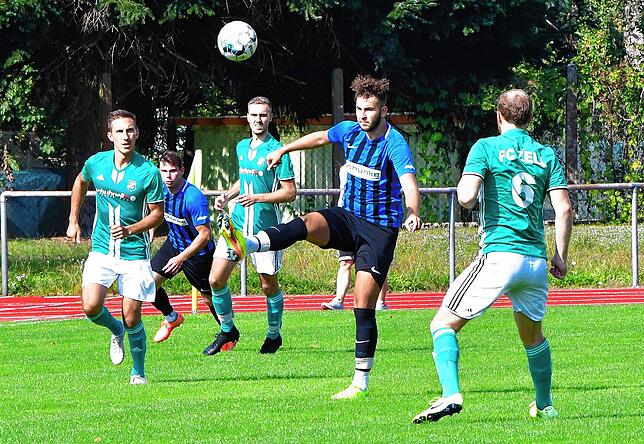 Bild 18: SG FC Wehr-Brennet besiegt den FC Zell mit 3:2 &ndash; und wir haben Bilder!